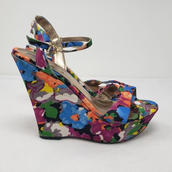 Madden Girl Evonne Mary Jane Watercolor Floral Sandal Wedge Heels 8.5 - Picture 3 of 8